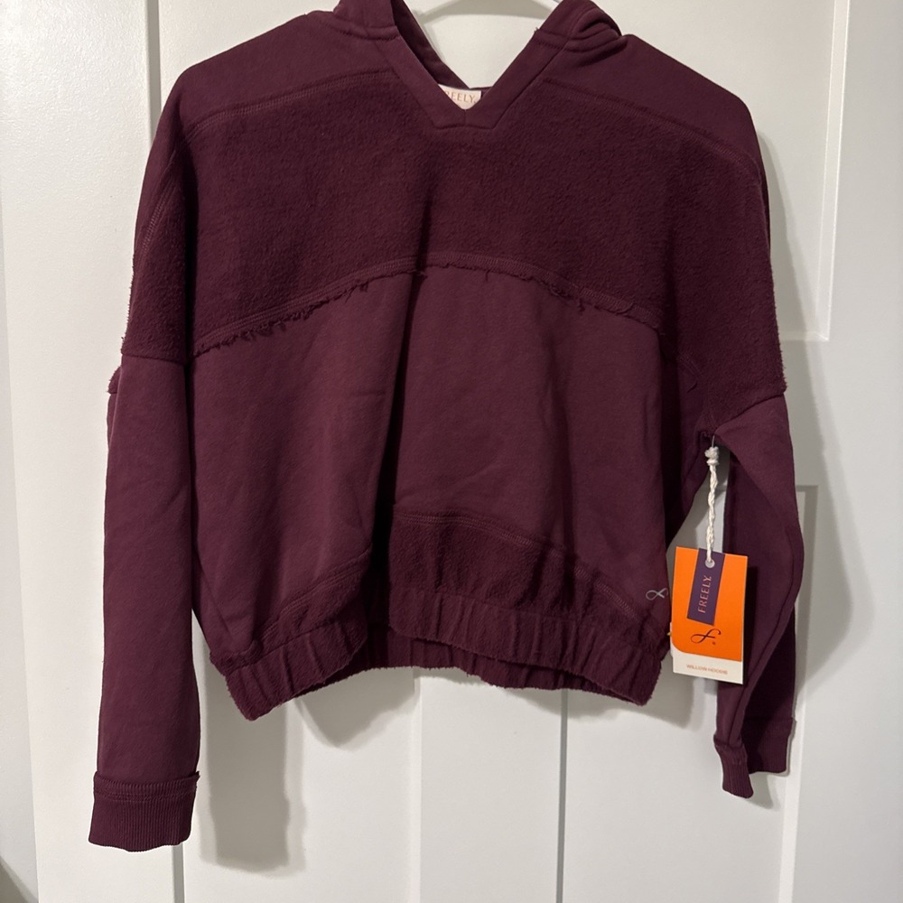 Freely Girls Willow Long Sleeve Hoodie Grape Wine Medium NWT